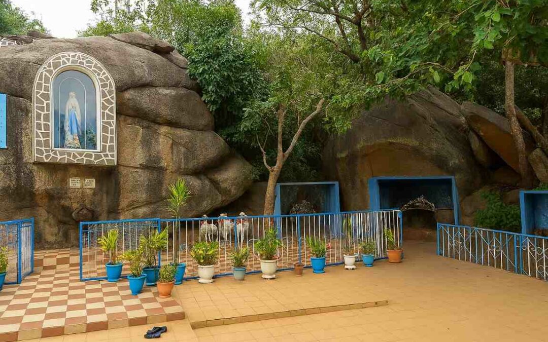 La grotte mariale Notre-Dame d’Arigbo à Dassa-Zoumé au Bénin : lieu de pèlerinage et histoire religieuse