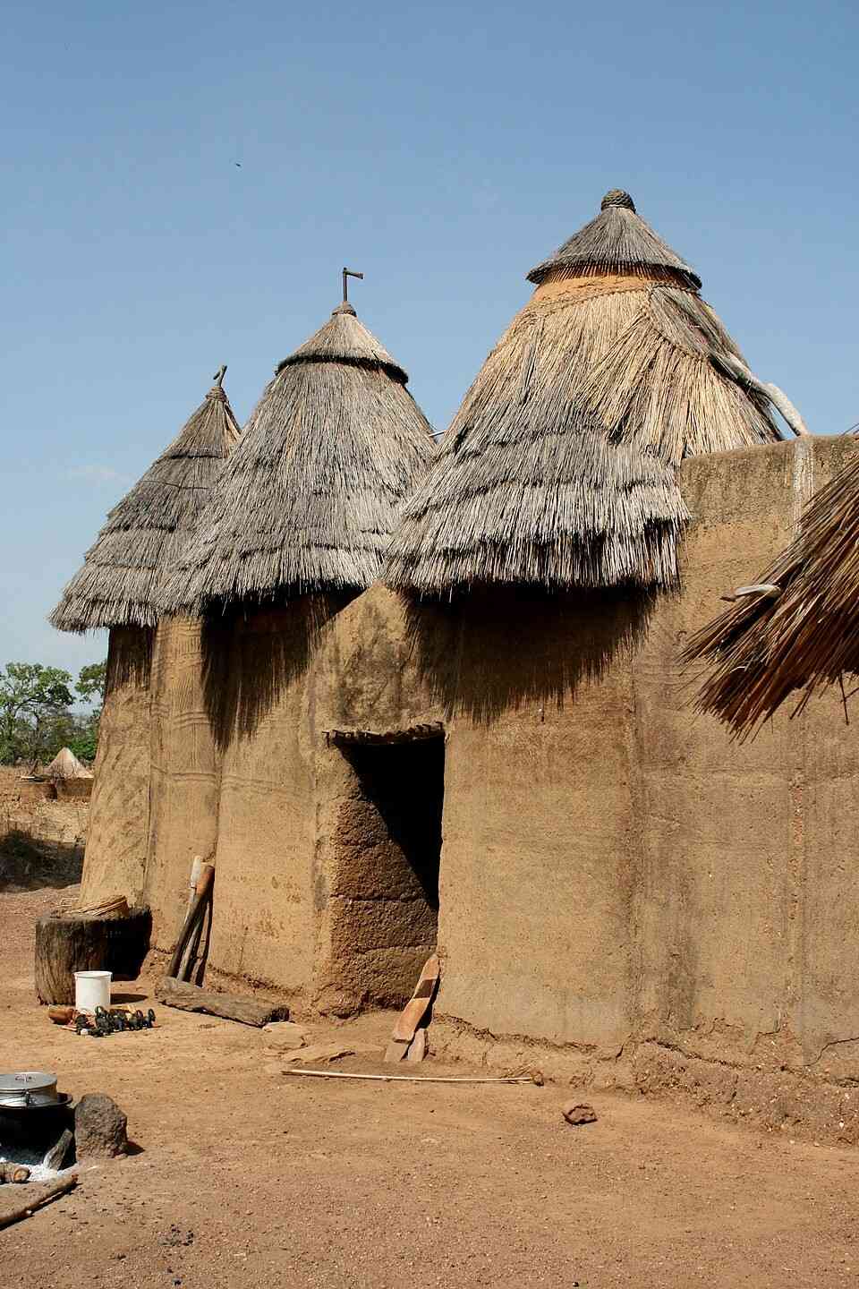 Architecture traditionnelle Tata Somba au Nord Bénin, véritables châteaux forts en terre classés UNESCO.