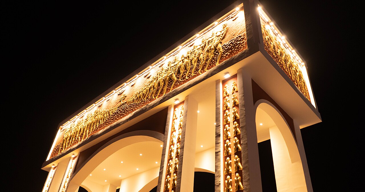 Porte du non-retour sur la route des esclaves à Ouidah au Bénin