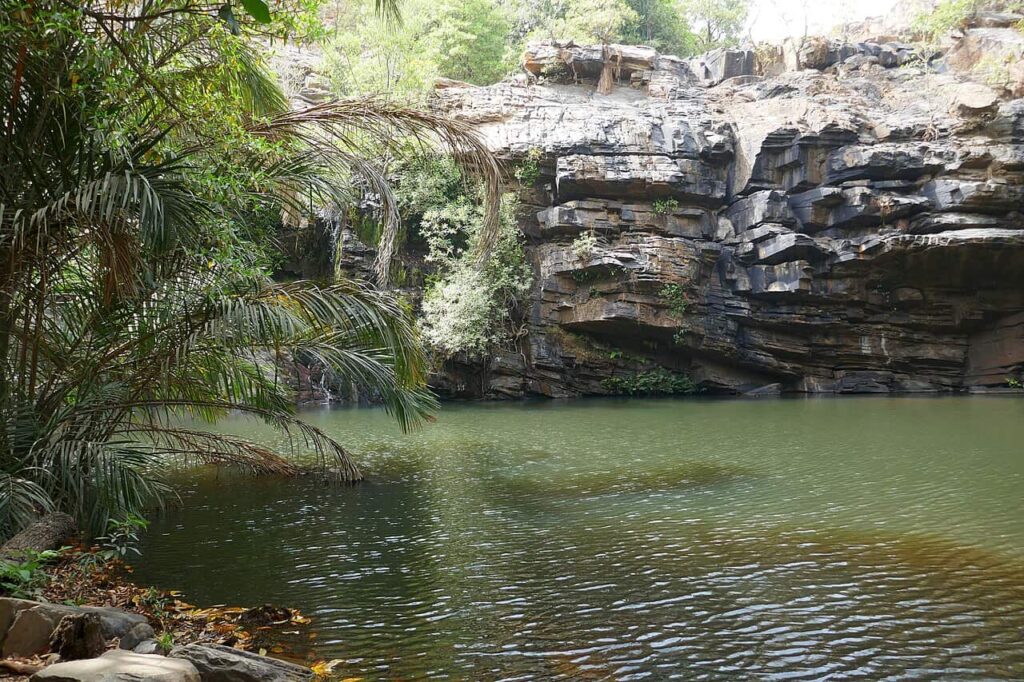 Bassin naturel des chutes de Kota près de Natitingou, dans le massif de l'Atacora
