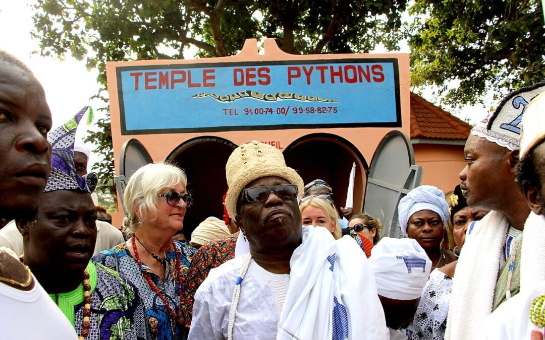 Pourquoi visiter le temple des pythons à Ouidah ?