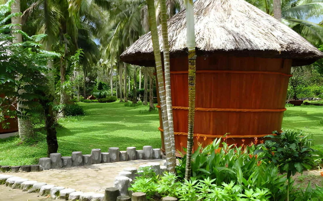 Bungalow en bois sous les cocotiers d un hotel Grand-Popo