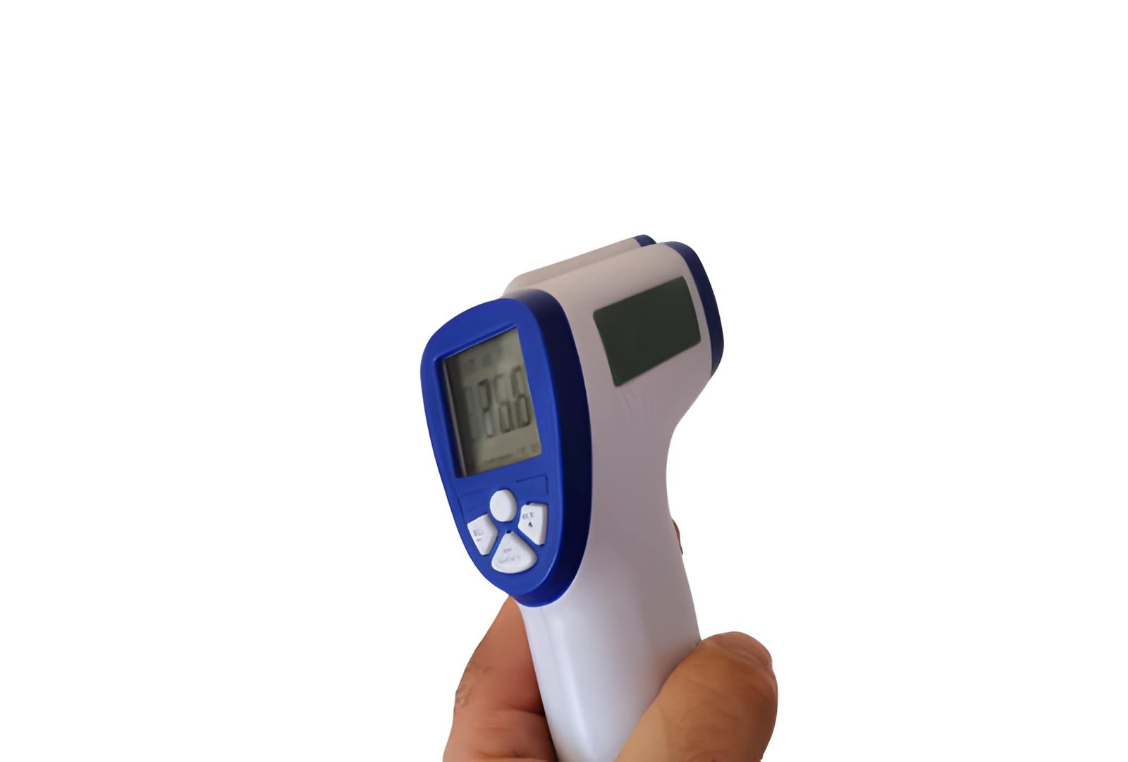 Thermomètre frontal de voyage pour détecter la fièvre en zone reculée dans le nord du Bénin